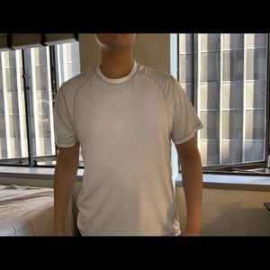 ALO yoga white top men’s small